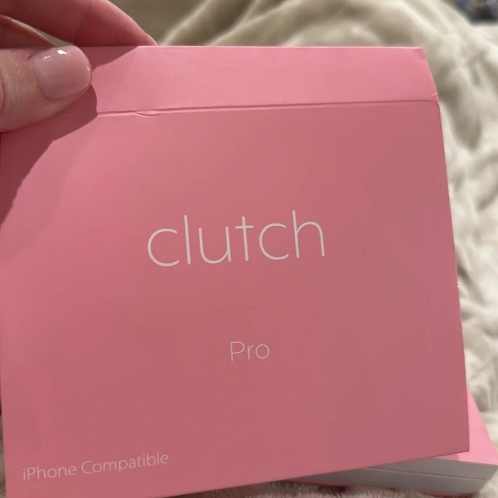 Clutch Pro Portable pink iPhone lightning Charger NWT in box